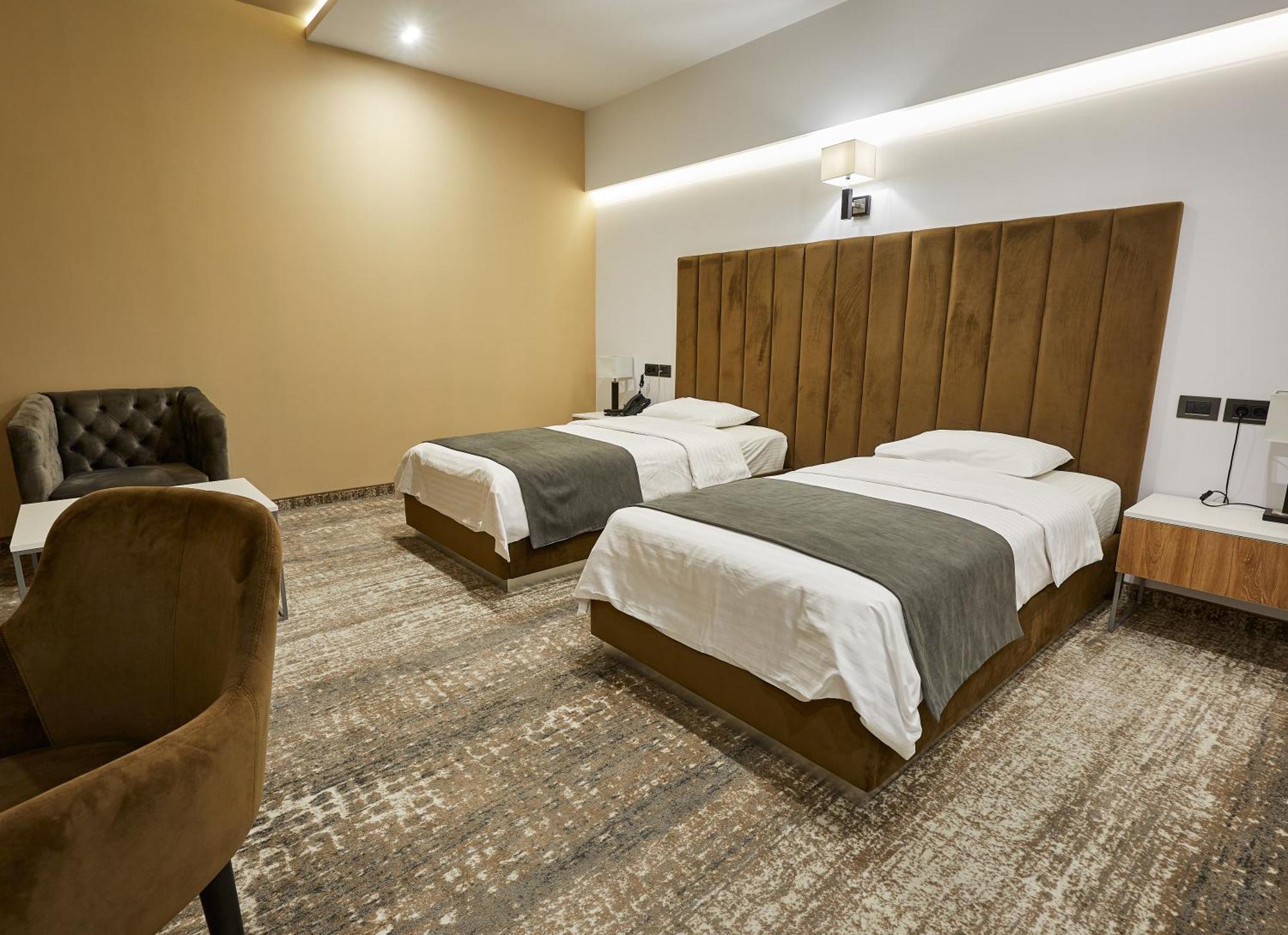 Aghababyan'S Hotel Jerevan Rum bild Deluxe Room
