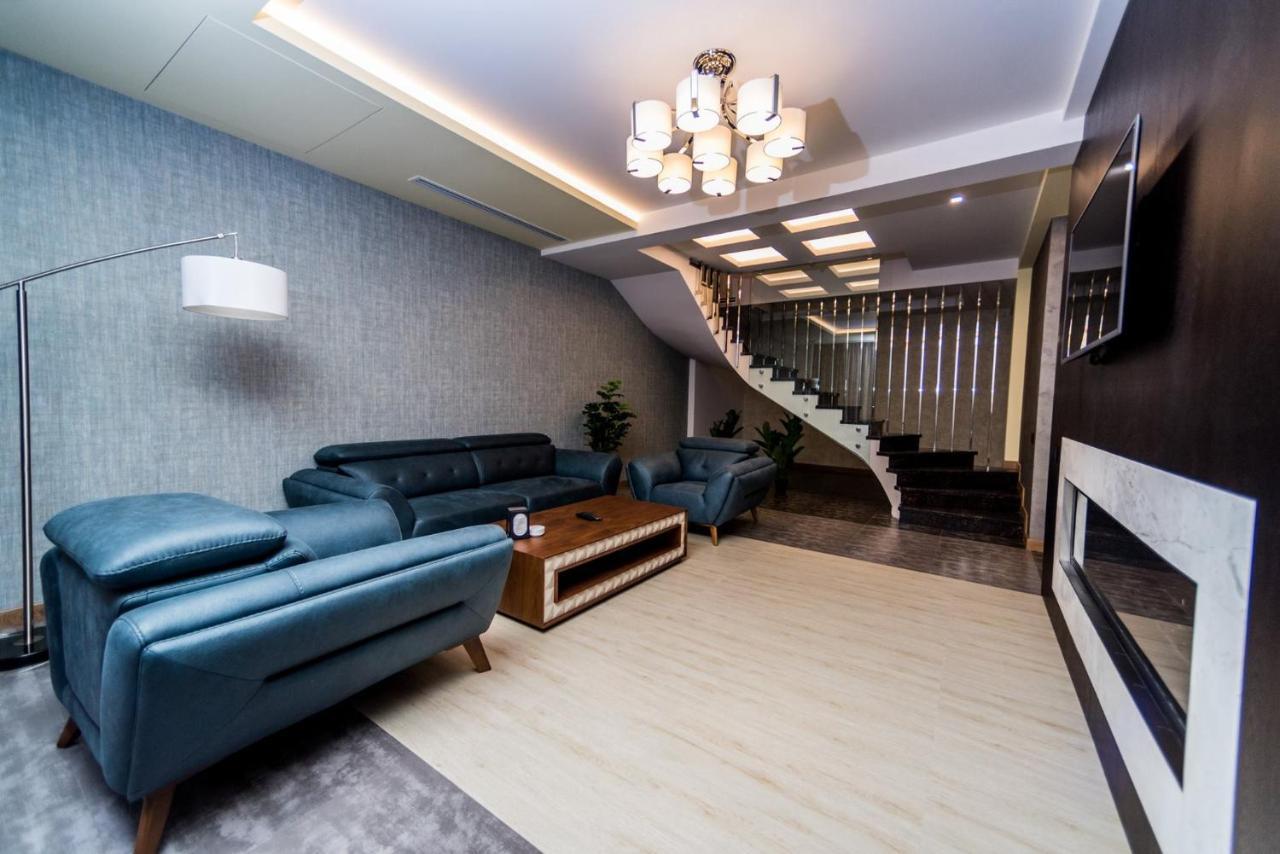 Aghababyan'S Hotel Jerevan Exteriör bild The interior of the hotel
